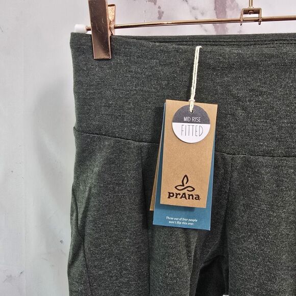 Prana Leggings Womens XS Green Moto Mid Rise Crop Short Length 7/8 - Picture 2 of 11